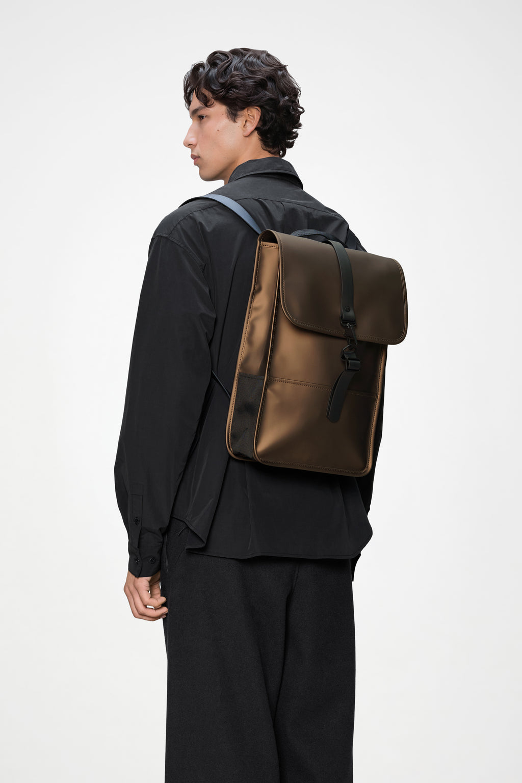 holographic backpack mini rains Rains® in Black for €79,90 Herschel Supply Company | The internal zip pocket Color:Emerald Shiner popular bags